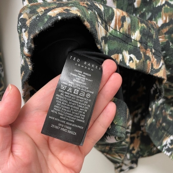 Ted Baker INNIZA Urban Printed Cargo Jacket XS NWT - Picture 10 of 11
